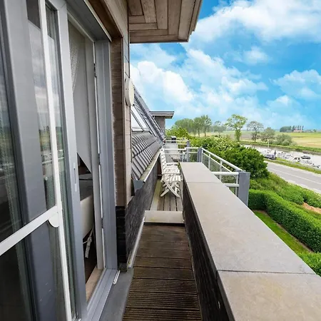 Beautiful Duplex With Fantastic Views Apartamento *